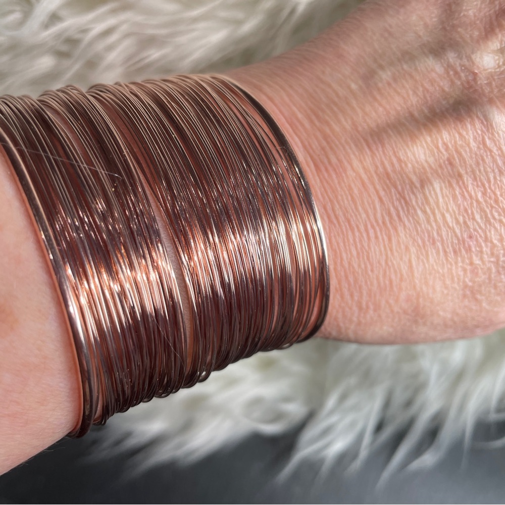 Adjustable Rose Gold Boho Wire Bracelet - Picture 9 of 9